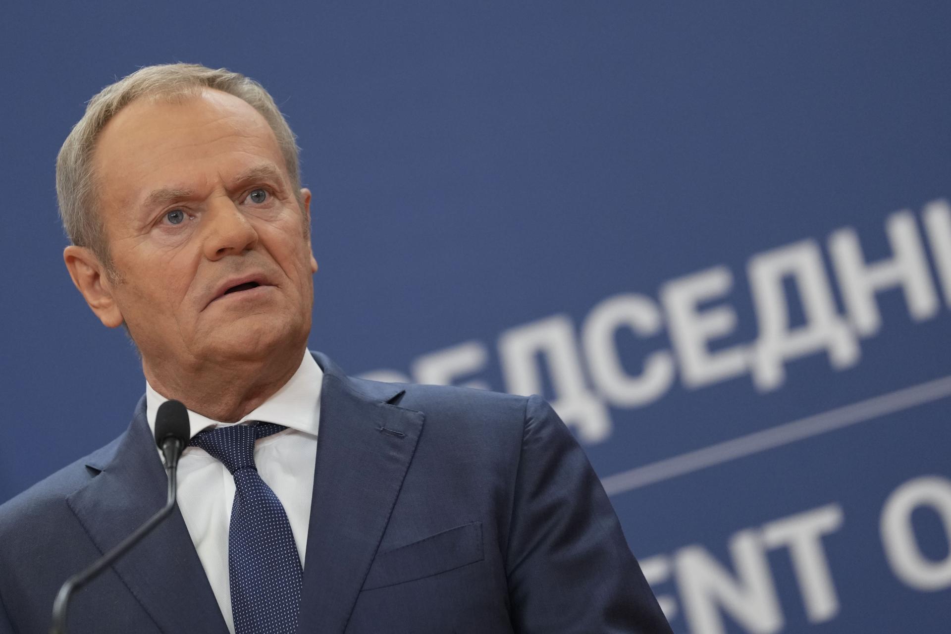 Tusk povedal Scholzovi, že je spokojný s tým, čo v telefóne hovoril Putinovi