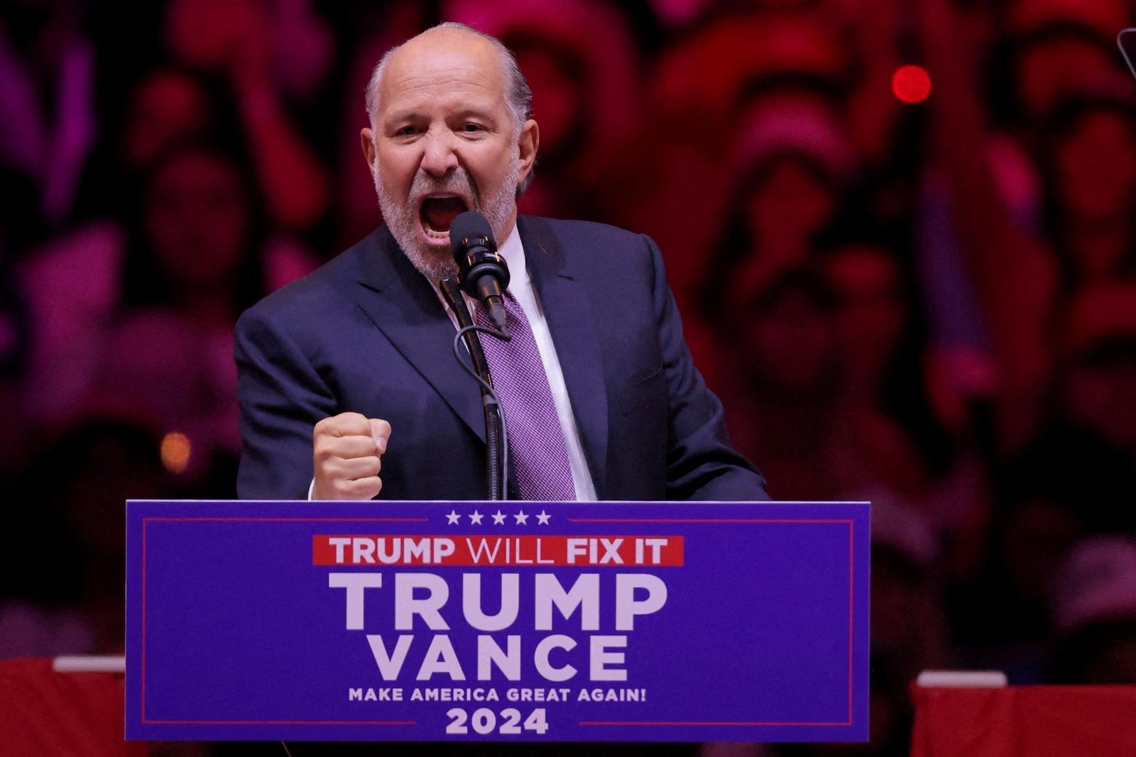 Trump si vybral šéfa firmy z Wall Street Howarda Lutnicka ako budúceho ministra obchodu Trump si vybral šéfa firmy z Wall Street Howarda Lutnicka ako budúceho ministra obchodu