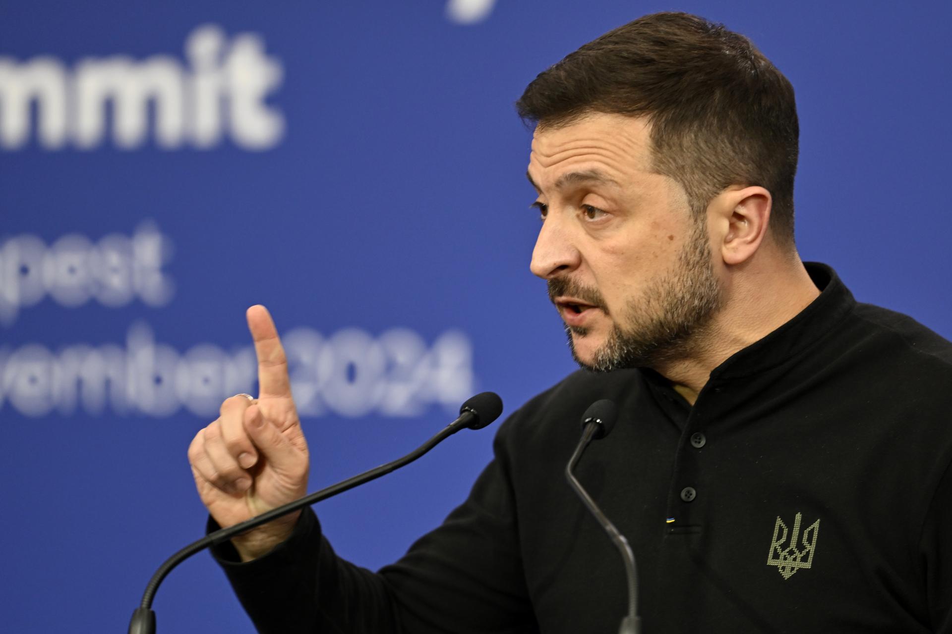 Rakety dlhého doletu budú hovoriť samy za seba, tvrdí Zelenskyj