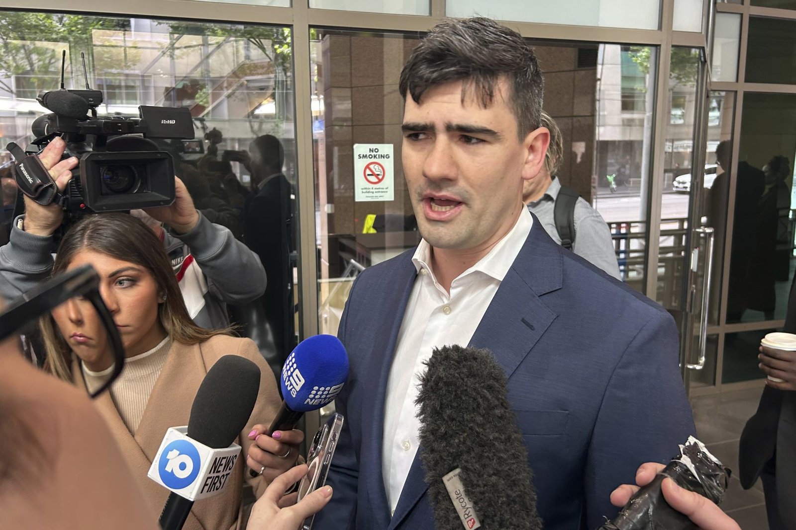V Austrálii odsúdili prvého človeka za hajlovanie, prepustili ho však na kauciu V Austrálii odsúdili prvého človeka za hajlovanie, prepustili ho však na kauciu