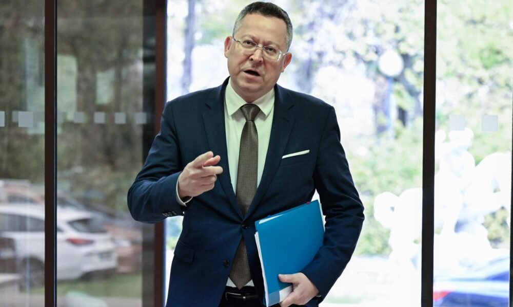 Výnimky z transakčnej dane sa budú týkať 17-tisíc organizácií, vyčíslil to Kamenického rezort