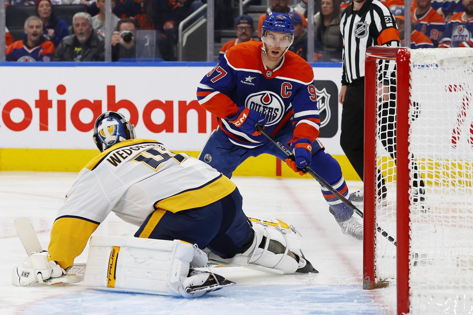 Hviezdny hokejista McDavid sa dostal v NHL na hranicu tisíc bodov Hviezdny hokejista McDavid sa dostal v NHL na hranicu tisíc bodov