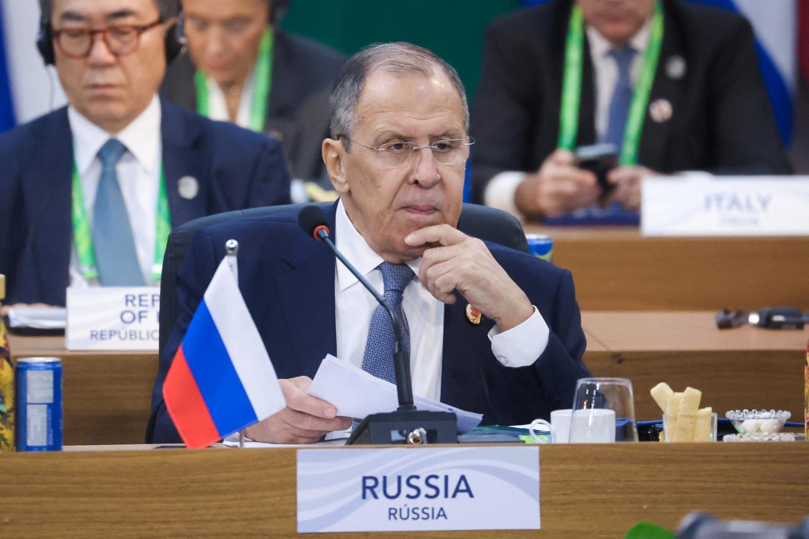 Sergej Lavrov sa vyjadril k ukrajinským útokom americkými raketami na územie Ruska Sergej Lavrov sa vyjadril k ukrajinským útokom americkými raketami na územie Ruska
