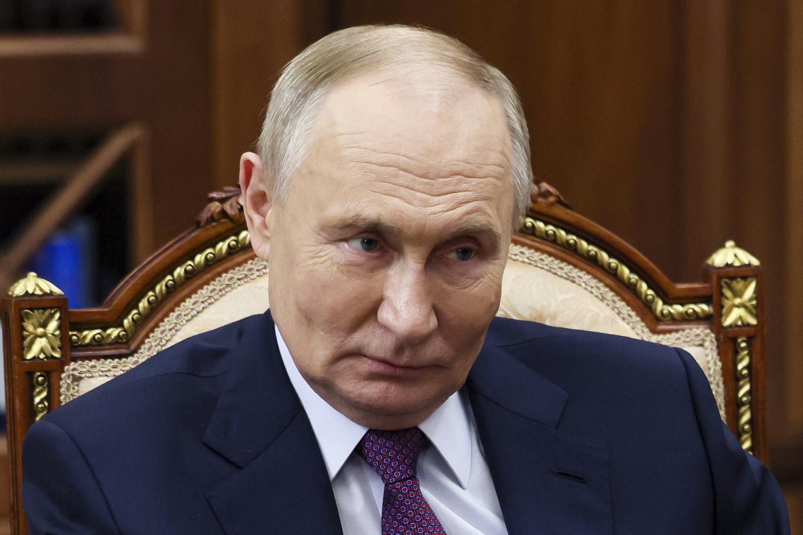 Skupina ruských lekárov odsúdila trest pre kolegyňu za poznámky o Ukrajine, obrátili sa na Putina Skupina ruských lekárov odsúdila trest pre kolegyňu za poznámky o Ukrajine, obrátili sa na Putina