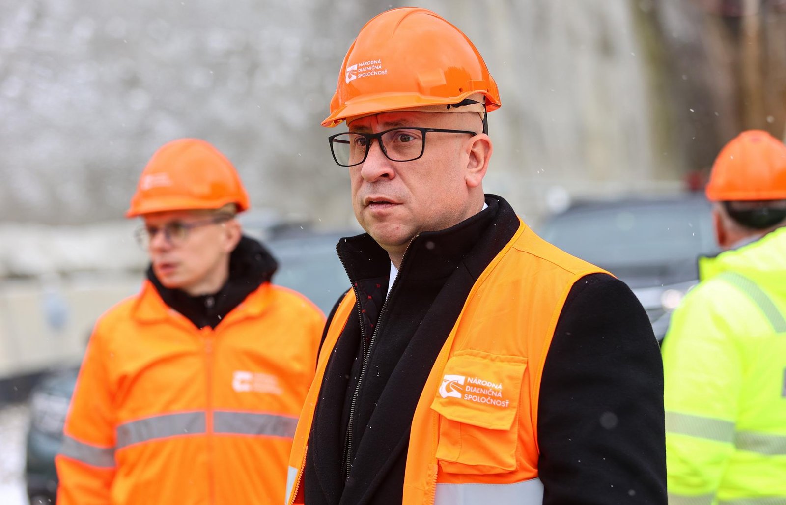 Diaľnica D1 smerom z Bratislavy je po uzávere opäť prejazdná, hlási Ráž Diaľnica D1 smerom z Bratislavy je po uzávere opäť prejazdná, hlási Ráž