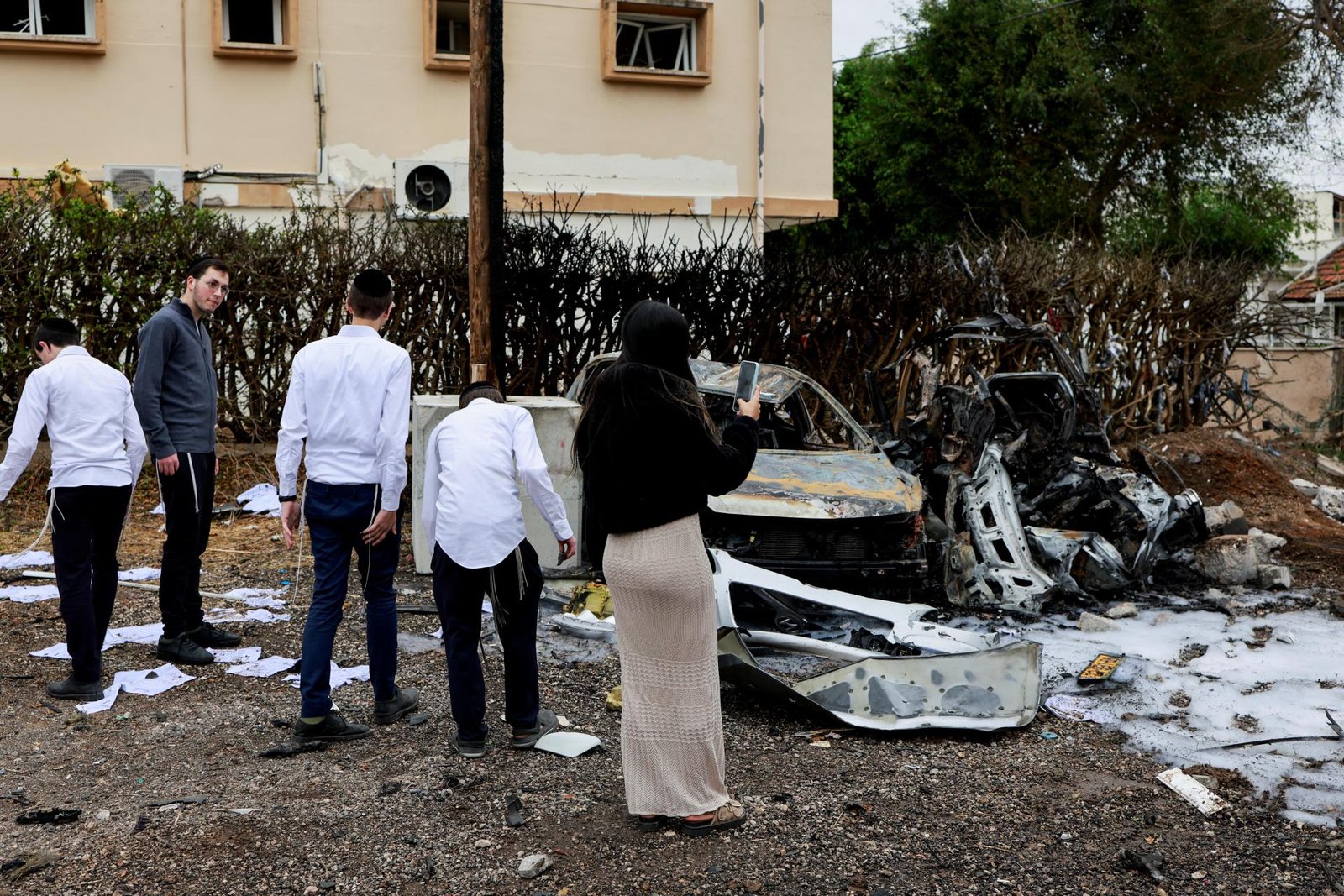 Hizballáh útočil desiatkami rakiet na Izrael, cielil aj na základňu v Tel Avive Hizballáh útočil desiatkami rakiet na Izrael, cielil aj na základňu v Tel Avive