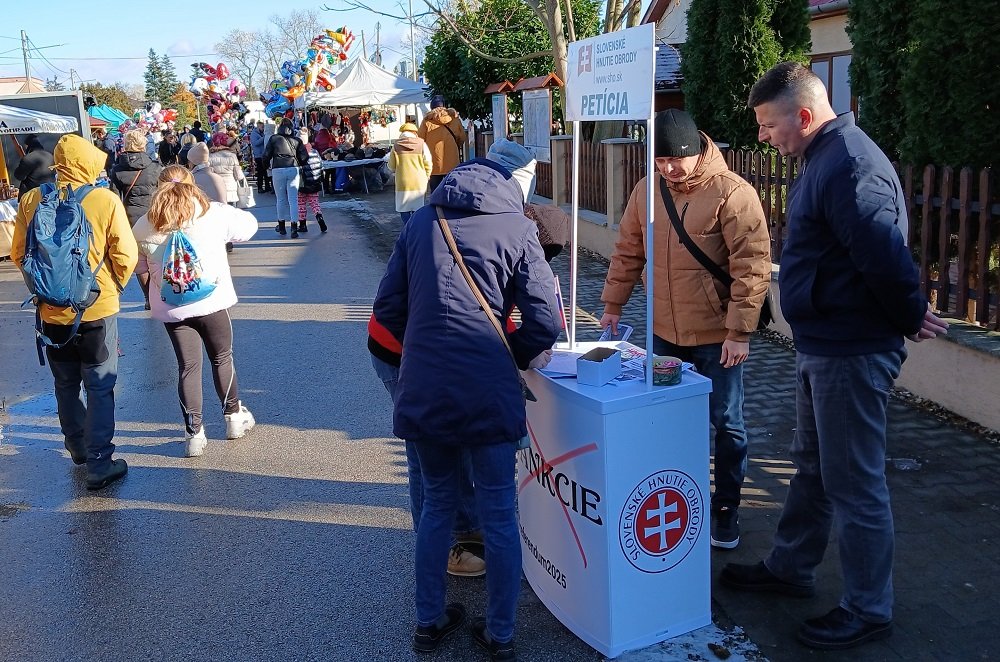 SHO má k dispozícii už viac ako tretinu podpisov, ktoré sú potrebné na to, aby prezident Pellegrini vyhlásil celoštátne referendum SHO má k dispozícii už viac ako tretinu podpisov, ktoré sú potrebné na to, aby prezident Pellegrini vyhlásil celoštátne referendum