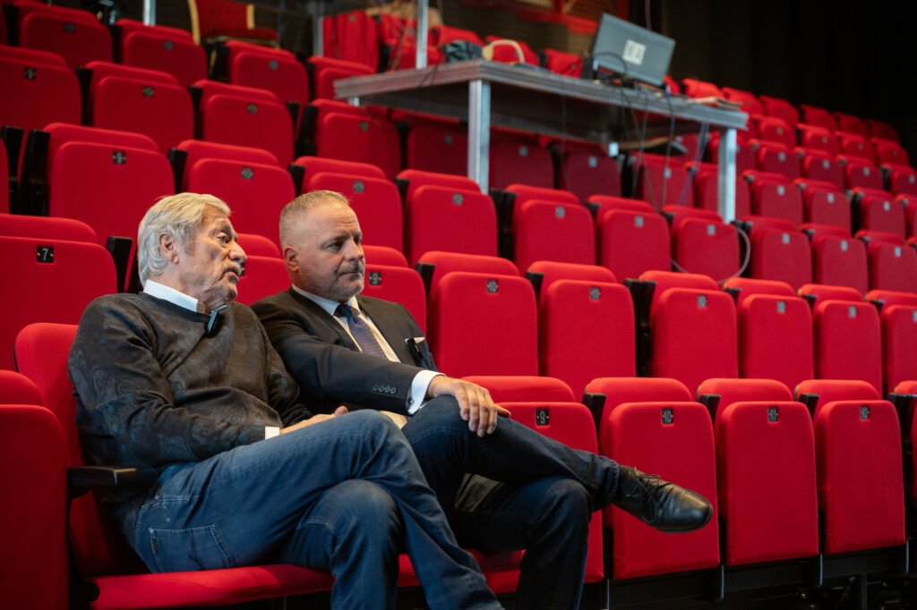 Otvorenie zrekonštruovaného Divadla Aréna sa blíži. Opona sa prvý krát otvorí 17. novembra Otvorenie zrekonštruovaného Divadla Aréna sa blíži. Opona sa prvý krát otvorí 17. novembra