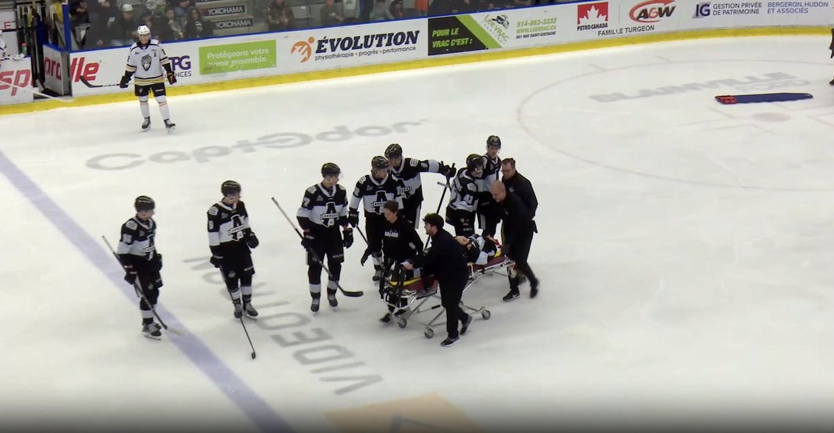 Týždeň Slovákov v CHL Kmecov hetrik Gordieho Howea a horor s Kupcom v hlavnej úlohe Týždeň Slovákov v CHL Kmecov hetrik Gordieho Howea a horor s Kupcom v hlavnej úlohe