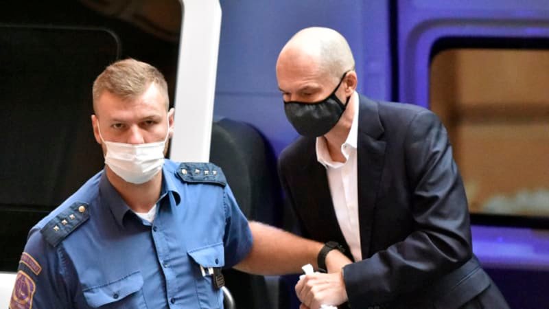 Kauza Stoka se vrací na začátek. Soud v Olomouci zrušil rozsudek v případě ovlivnění zakázek Kauza Stoka se vrací na začátek. Soud v Olomouci zrušil rozsudek v případě ovlivnění zakázek
