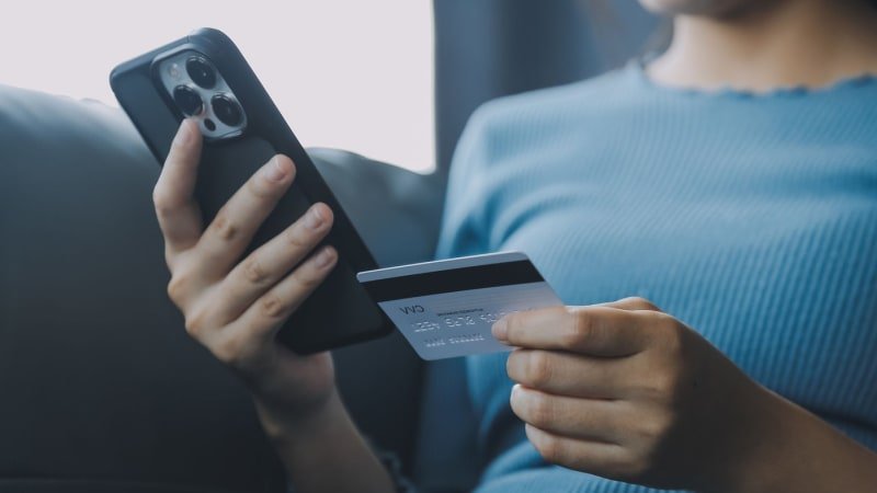 Black Friday je rájem pro podvodníky. Jak se nechytit do pasti rizikových e-shopů? Black Friday je rájem pro podvodníky. Jak se nechytit do pasti rizikových e-shopů?