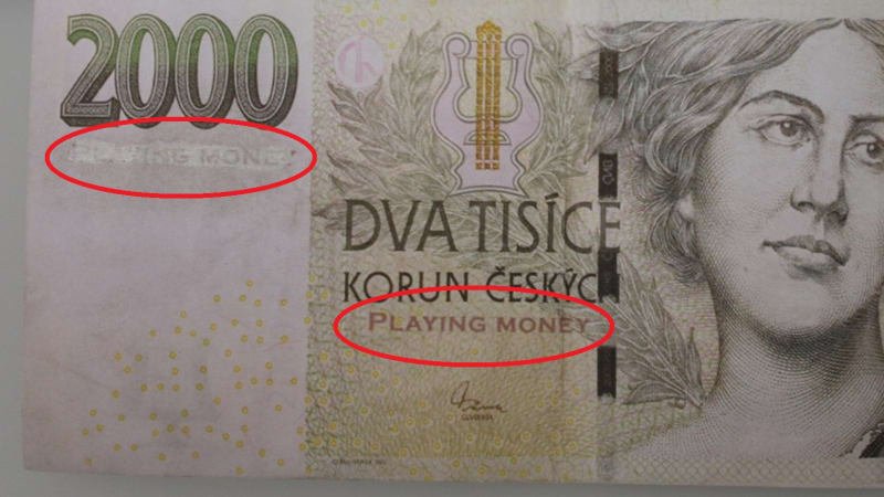 Do oběhu se dostaly padělané bankovky, varuje policie. Podívejte se, jak je rozeznat Do oběhu se dostaly padělané bankovky, varuje policie. Podívejte se, jak je rozeznat