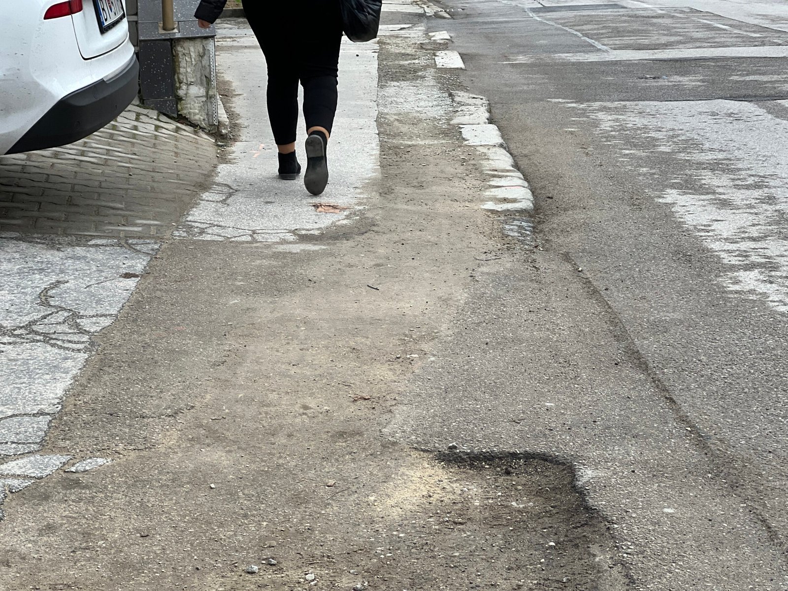 Pokračujeme v rekonštrukcii komunikácií v meste Pokračujeme v rekonštrukcii komunikácií v meste