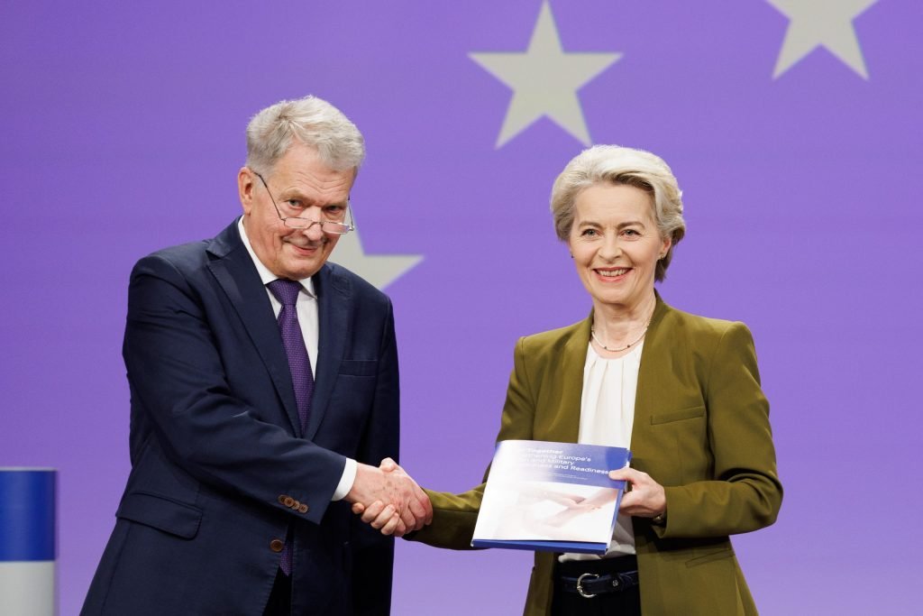 Fínsky exprezident Niinistö predstavil plán, ako Európanov pripraviť na vojnu Fínsky exprezident Niinistö predstavil plán, ako Európanov pripraviť na vojnu
