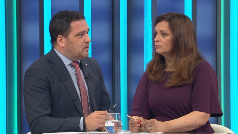 Zdechovský: Říkáte nesmysly a dostáváte od nás výprask. Fackujte si své děti, namítla Jermanová