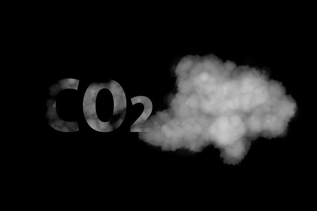Další studie odhaluje klimatický podvod: Relativní význam oxidu uhličitého a vody ve skleníkovém efektu Další studie odhaluje klimatický podvod: Relativní význam oxidu uhličitého a vody ve skleníkovém efektu
