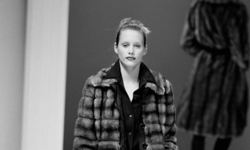 Svět modelingu pláče. Zemřela Georgina Cooperová, britské módní ikoně bylo 46 let