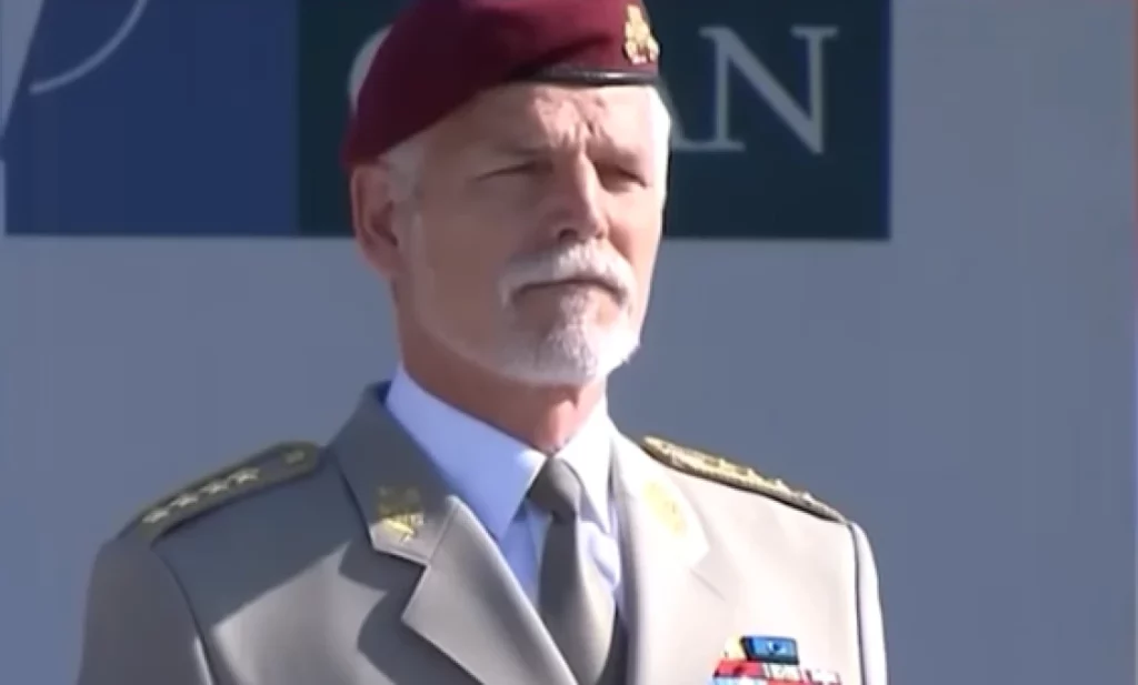 Nikto nedokáže tak zhovädiť českého prezidenta, ako len on sám Nikto nedokáže tak zhovädiť českého prezidenta, ako len on sám