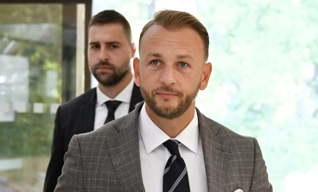 Šutaj Eštok novinárom: Kde ste boli, keď sa spravodlivosť zneužívala na politickú pomstu? Šutaj Eštok novinárom: Kde ste boli, keď sa spravodlivosť zneužívala na politickú pomstu?