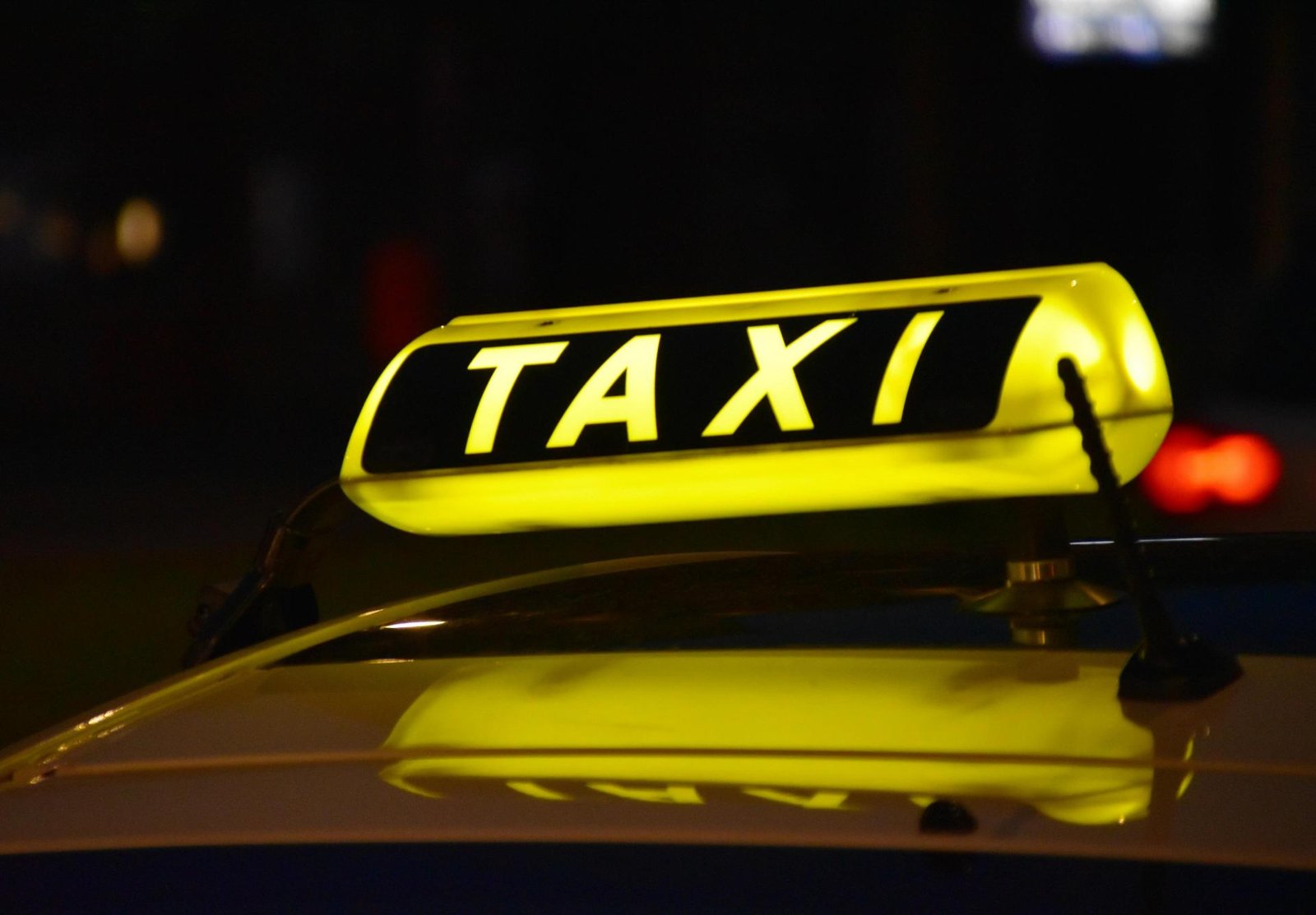 Taxíky čaká od nového roka výrazná zmena. Ak nebudú mať slovenské značky, hrozia vysoké pokuty Taxíky čaká od nového roka výrazná zmena. Ak nebudú mať slovenské značky, hrozia vysoké pokuty
