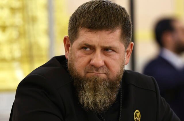 247265_russia_uae_74363-640x420.jpg Ukrajinské drony zaútočili na areál ruskej Národnej gardy v Čečensku