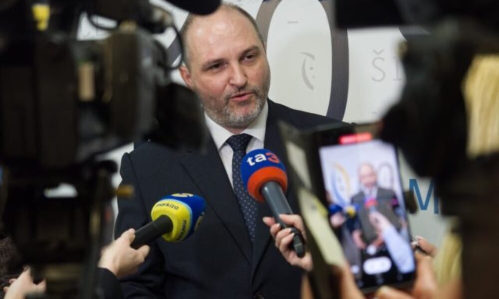 Mestské zastupiteľstvo v Košiciach vzalo na vedomie petíciu proti výstavbe na Námestí osloboditeľov