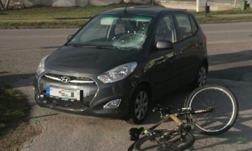 Odbočenie bez prednosti stálo cyklistu život, zrážka s osobným autom sa stala 68-ročnému mužovi osudnou – FOTO