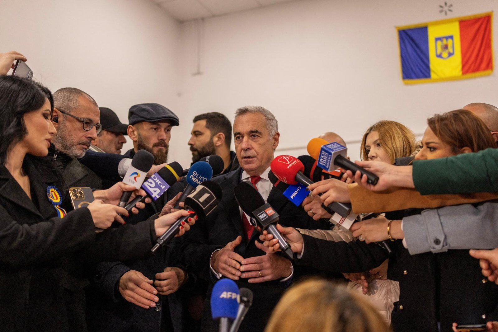 Prepočítaním hlasov sa v prezidentských voľbách v Rumunsku nič nezmenilo, tvrdí šéf komisie Prepočítaním hlasov sa v prezidentských voľbách v Rumunsku nič nezmenilo, tvrdí šéf komisie