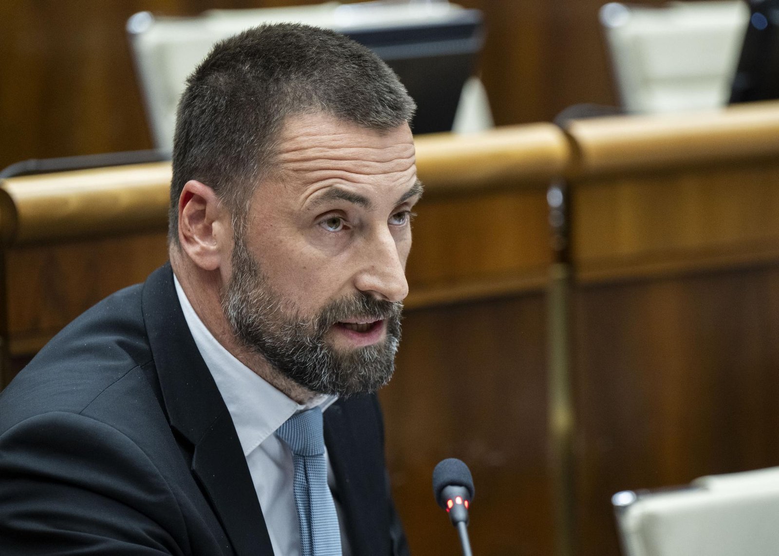 Schválený rozpočet je jedným z najhorších v histórii Slovenska, tvrdí opozícia Schválený rozpočet je jedným z najhorších v histórii Slovenska, tvrdí opozícia