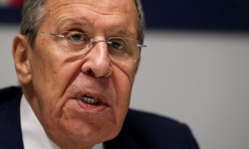 Lavrov vyhlásil, že Francúzsko sa snažilo začať dialóg o Ukrajine bez Kyjeva. Paríž tvrdenia odmieta