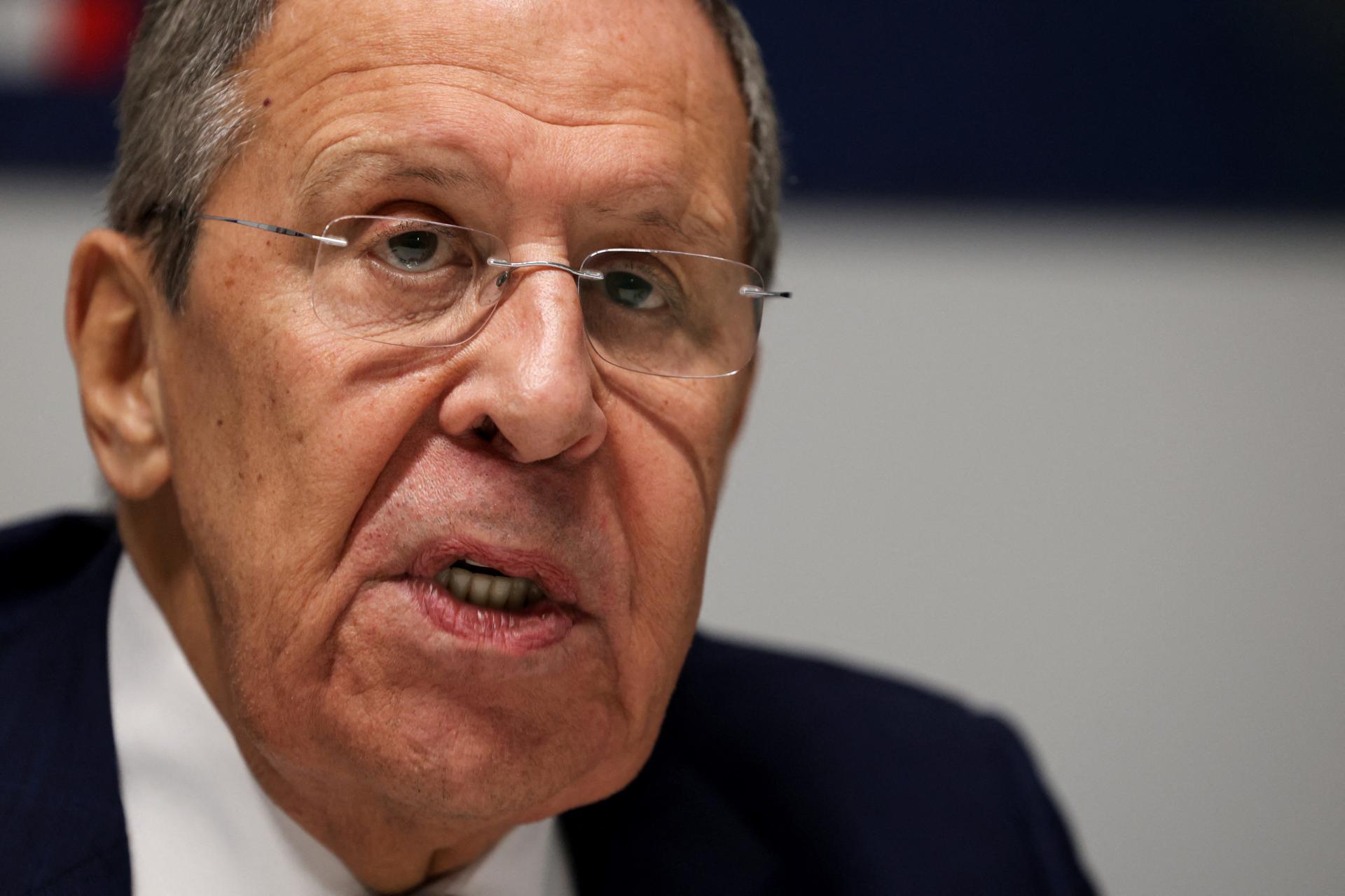 Lavrov vyhlásil, že Francúzsko sa snažilo začať dialóg o Ukrajine bez Kyjeva. Paríž tvrdenia odmieta