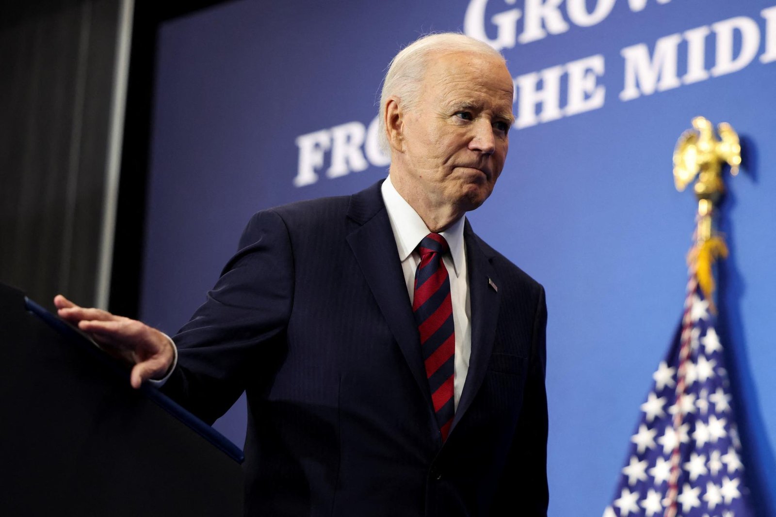 Terčom budú tankery aj jednotlivé osoby. Biden zvažuje nové a prísnejšie sankcie na ruský obchod s ropou Terčom budú tankery aj jednotlivé osoby. Biden zvažuje nové a prísnejšie sankcie na ruský obchod s ropou