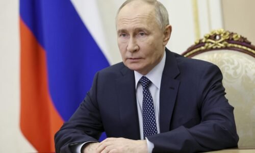 Putin zaželal do nového roka tridsiatim štátnikom, okrem iného aj Orbánovi či Vučičovi. Fica ale vynechal