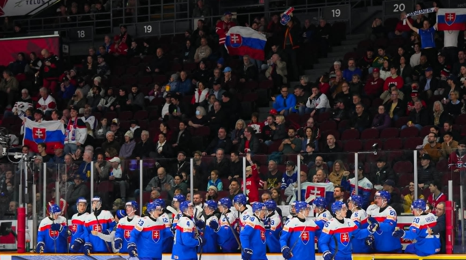 Slovenskí hokejisti zdolali Kazachstan po predĺžení. Toto sa nemôže stávať, tvrdí Dvorský Slovenskí hokejisti zdolali Kazachstan po predĺžení. Toto sa nemôže stávať, tvrdí Dvorský