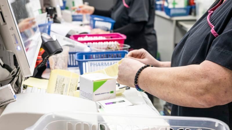 Díky „zázračným“ kapkám zhubla 30 kilogramů. Pak matka dvou dětí náhle zemřela Díky „zázračným“ kapkám zhubla 30 kilogramů. Pak matka dvou dětí náhle zemřela