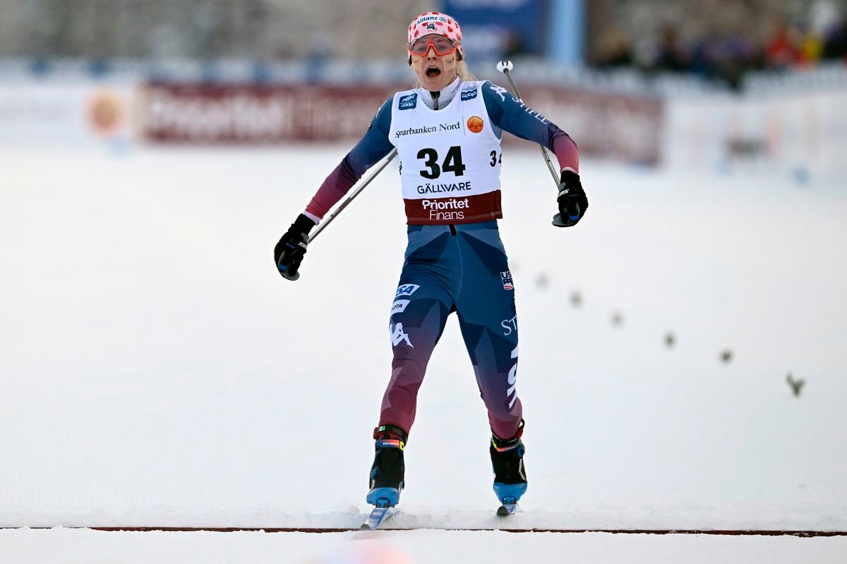 Tour de Ski: Digginsová mieri za obhajobou celkového prvenstva. Zvíťazila aj v druhých pretekoch sezóny