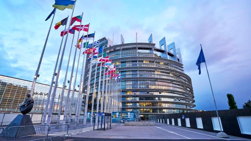Evropští politikové si v novém roce finančně polepší. Kdo na tom v hierarchii EU bude nejlépe? Evropští politikové si v novém roce finančně polepší. Kdo na tom v hierarchii EU bude nejlépe?