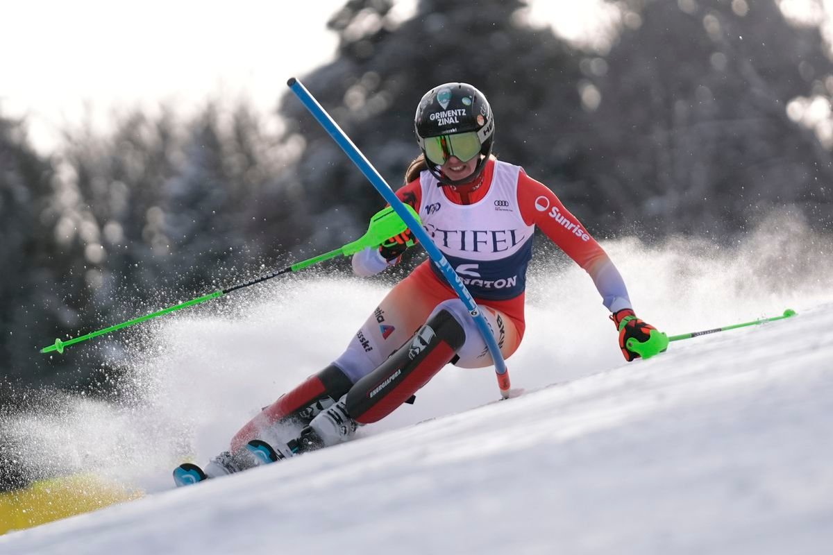 Posledný slalom roka bude bez Vlhovej a Shiffrinovej. Švajčiarka si bude nárokovať prvenstvo Posledný slalom roka bude bez Vlhovej a Shiffrinovej. Švajčiarka si bude nárokovať prvenstvo