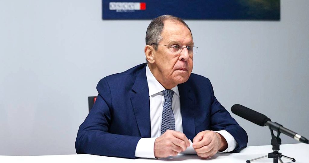 Lavrov vymenoval dôvody pádu režimu sýrskeho prezidenta Bašára Asada