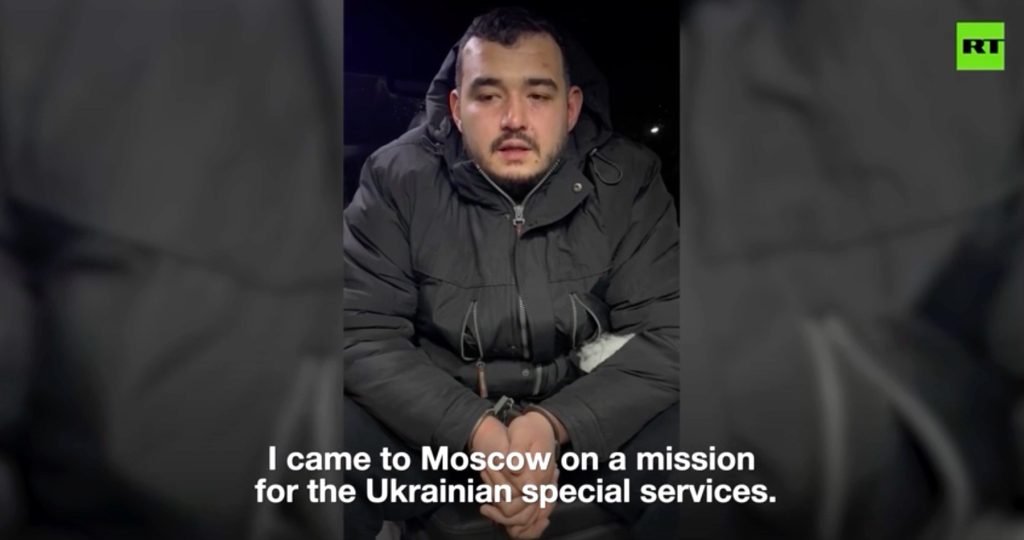 VIDEO: Rusko zadržalo muža podozrivého z vraždy veliteľa ruskej protichemickej obrany a jeho asistenta. VIDEO: Rusko zadržalo muža podozrivého z vraždy veliteľa ruskej protichemickej obrany a jeho asistenta.