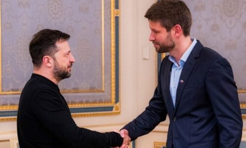 Belousovová o Šimečkovi: Začínam veriť, že je naozaj absolvent pomocnej školy Belousovová o Šimečkovi: Začínam veriť, že je naozaj absolvent pomocnej školy