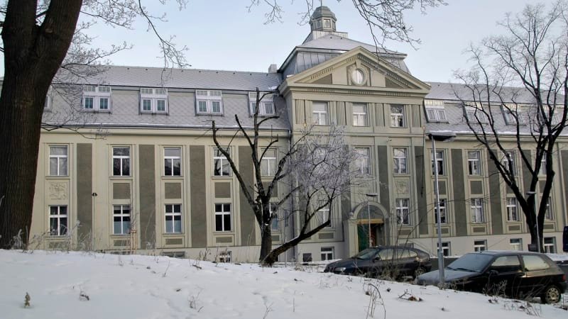 Zemřel architekt Línek. Navrhoval domovy pro seniory, spolupracoval s Milunićem