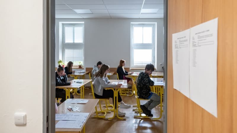 Školství 2025 PŘEHLEDNĚ: Vzniká kontroverzní studijní obor. Kdy budou přijímačky či maturity? Školství 2025 PŘEHLEDNĚ: Vzniká kontroverzní studijní obor. Kdy budou přijímačky či maturity?