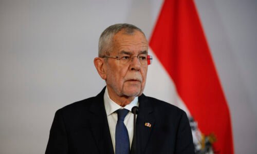 Krajná pravica dostala od rakúskeho prezidenta mandát na vytvorenie novej vlády
