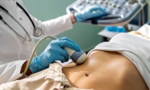 Zázrak medicíny. Lékaři nedávali ženě s rakovinou šanci, život jí zachránil unikátní postup