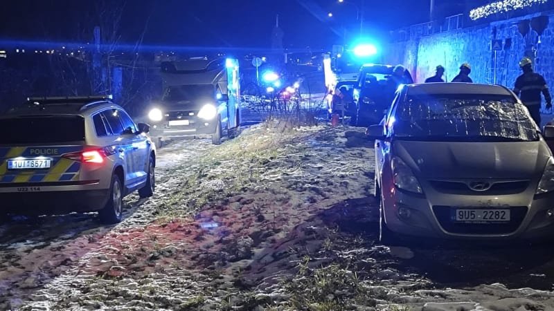 V Děčíně plavalo v Labi lidské tělo. Zachytilo se o most, případ řeší kriminalisté V Děčíně plavalo v Labi lidské tělo. Zachytilo se o most, případ řeší kriminalisté
