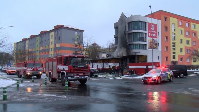 Zvrat ve vyšetřování tragédie v Mostě. Zahrádka hospody stála „na černo“, majitel se brání Zvrat ve vyšetřování tragédie v Mostě. Zahrádka hospody stála „na černo“, majitel se brání
