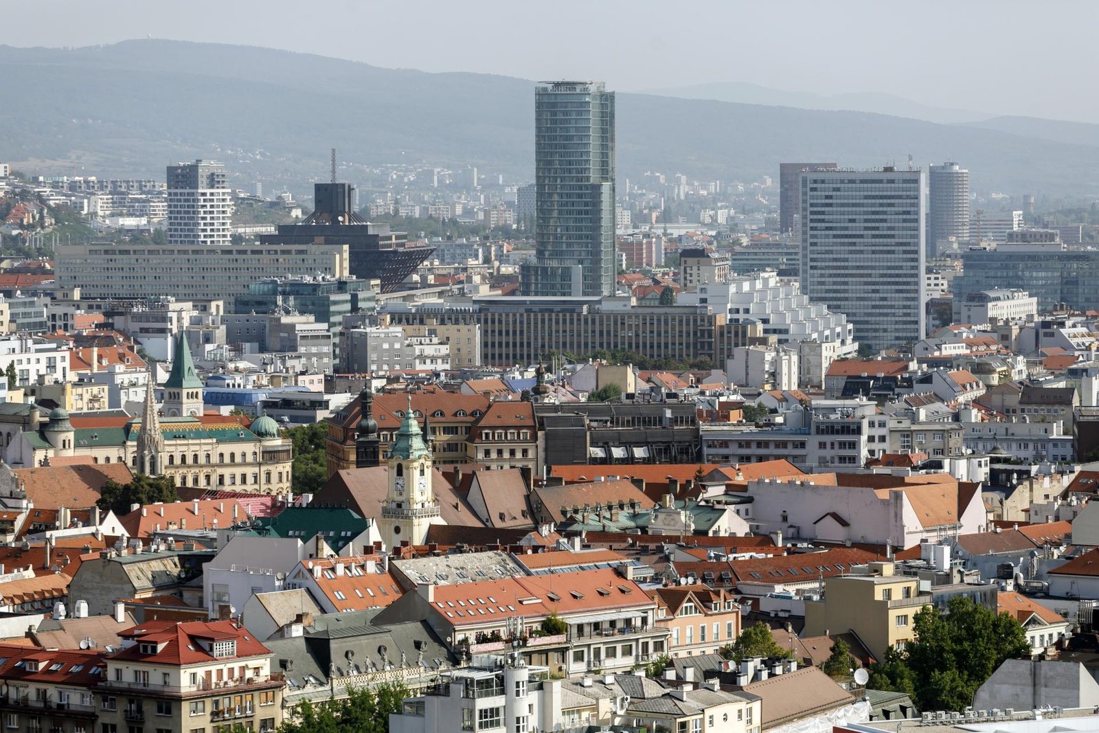 Oživenie slovenského bankového trhu sa odkladá. Český hráč prvý termín nástupu prešvihol Oživenie slovenského bankového trhu sa odkladá. Český hráč prvý termín nástupu prešvihol