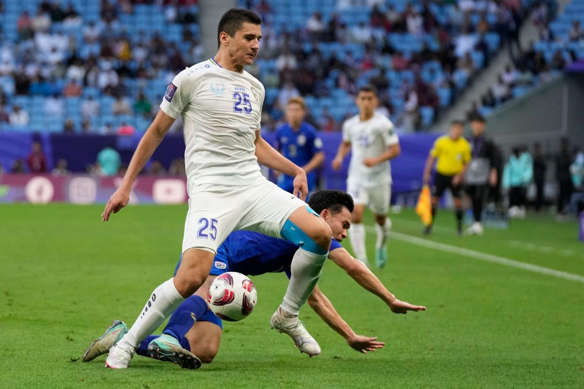 Manchester City má novú posilu. Za reprezentanta Uzbekistanu dal 40 miliónov