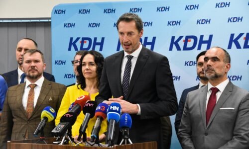 KDH plánuje novelu ústavy kvôli LGBT, podobný návrh oznámil aj Fico